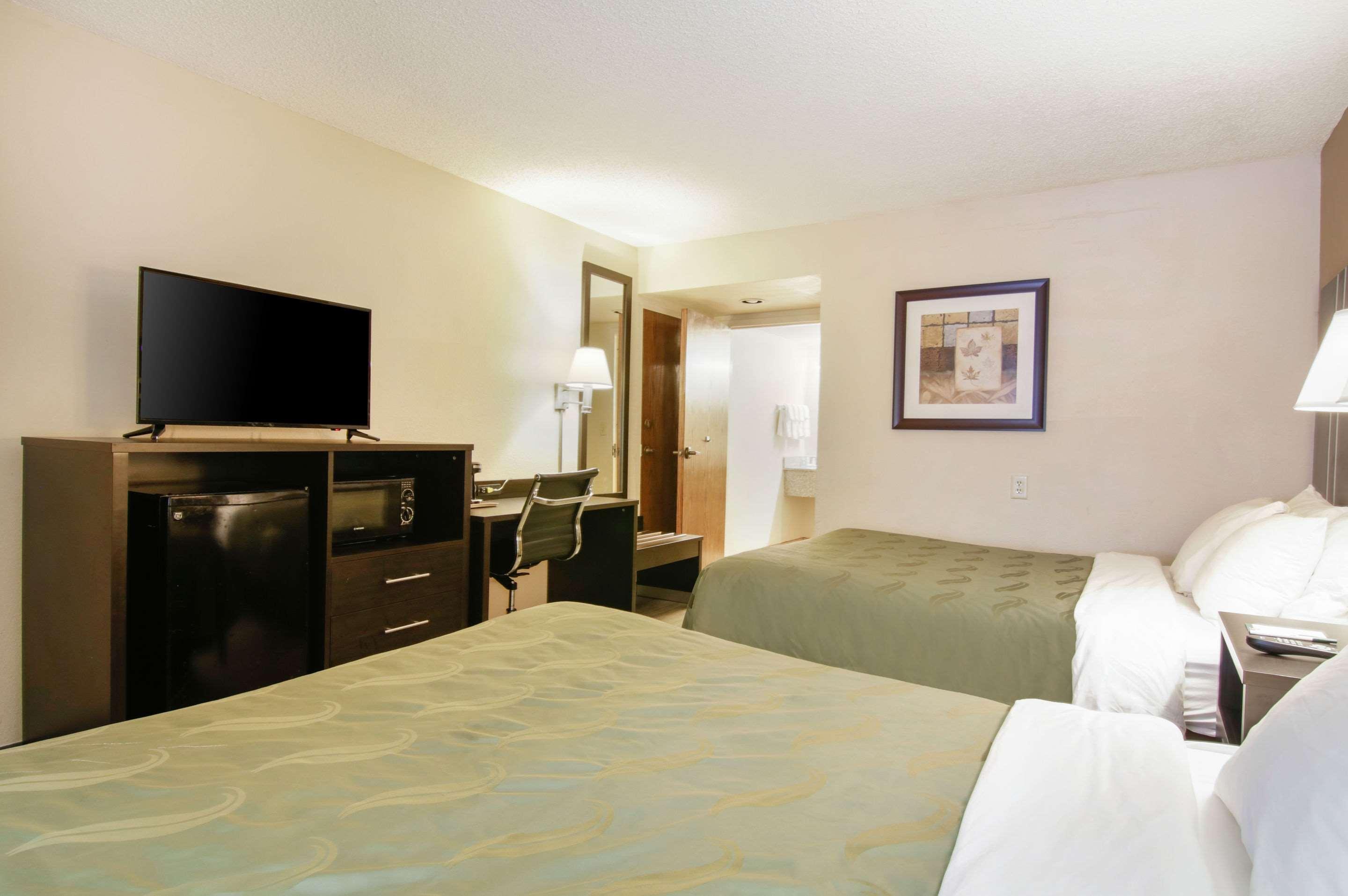 Quality Inn & Suites Atlanta Stone Mountain Exterior photo